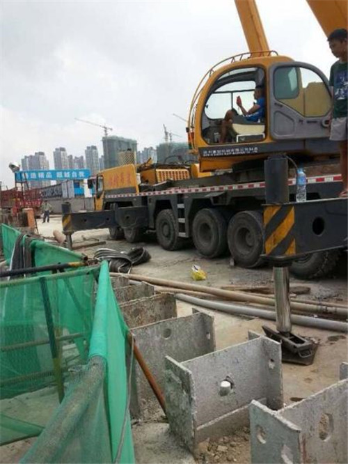 郑州市随车吊与随车起重运输车有什么区别?