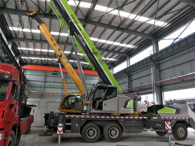 郑州市高空车出租需要注意哪些安全事项？